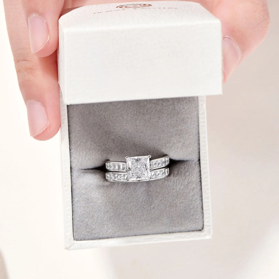 Newshe 2 Pieces Classic Wedding Rings Set for Women 7*7mm Princess Cut AAAAA Zircon 925 Sterling Silver Engagement Ring Jewelry