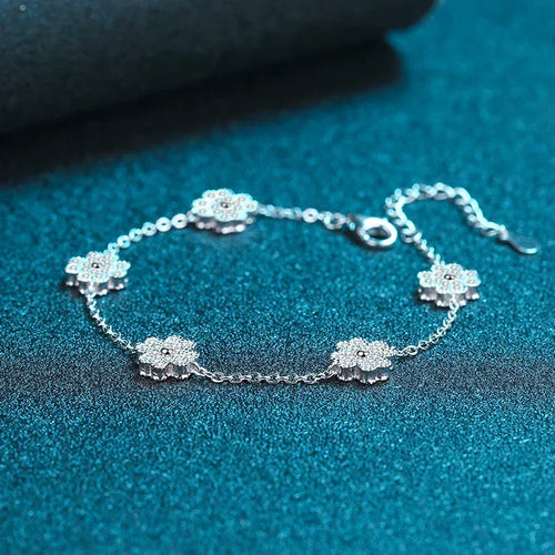 Moissanite bracelet 925 sterling silver women's light luxury versatile style chain five-flower four-leaf clover micro-inlay