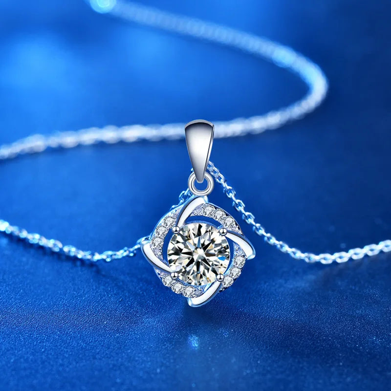 925 Sterling Silver Necklace Pendant 100% Real Moissanite For Women Fashion Clavicle Chain Necklaces Wedding Party Jewelry Gift