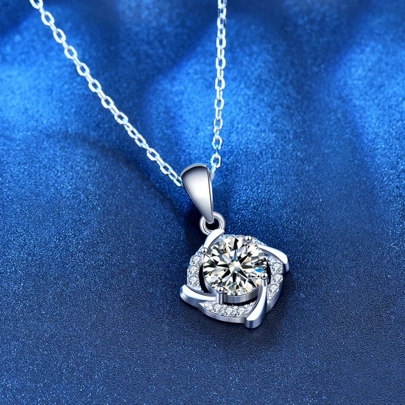 925 Sterling Silver Necklace Pendant 100% Real Moissanite For Women Fashion Clavicle Chain Necklaces Wedding Party Jewelry Gift