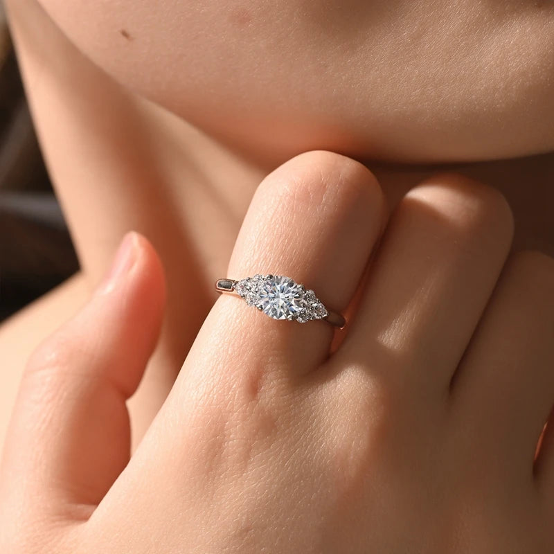 Moissanite Ring Real 925 Sterling Silver Simple Sparkling Shiny Oval Stone Ring For Women Engagement Wedding Luxury Fine Jewelry