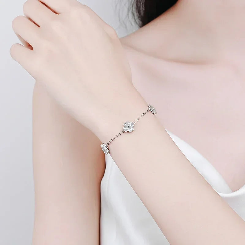 Moissanite bracelet 925 sterling silver women's light luxury versatile style chain five-flower four-leaf clover micro-inlay