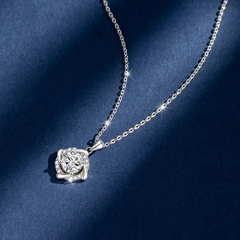 925 Sterling Silver Necklace Pendant 100% Real Moissanite For Women Fashion Clavicle Chain Necklaces Wedding Party Jewelry Gift