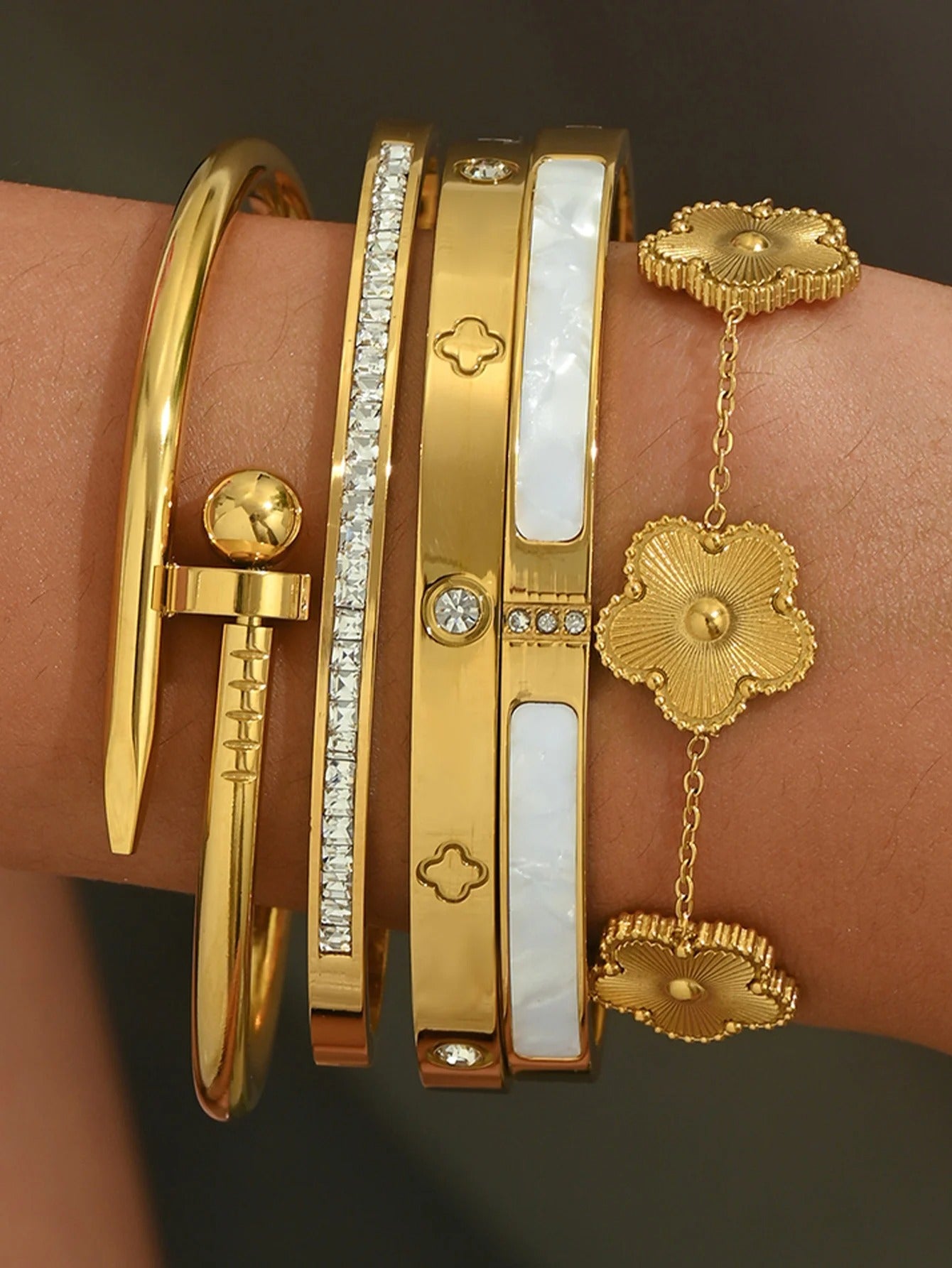 Stainless steel gold diamond set women's four-leaf clover bracelet